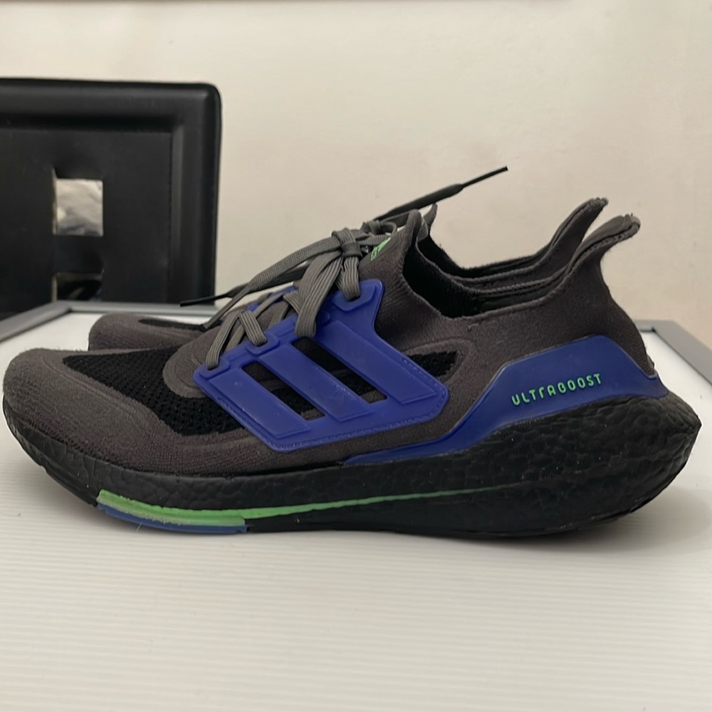 ADIDAS UTRABOOST 21 RUNNING SNEAKERS MENS SIZE 11